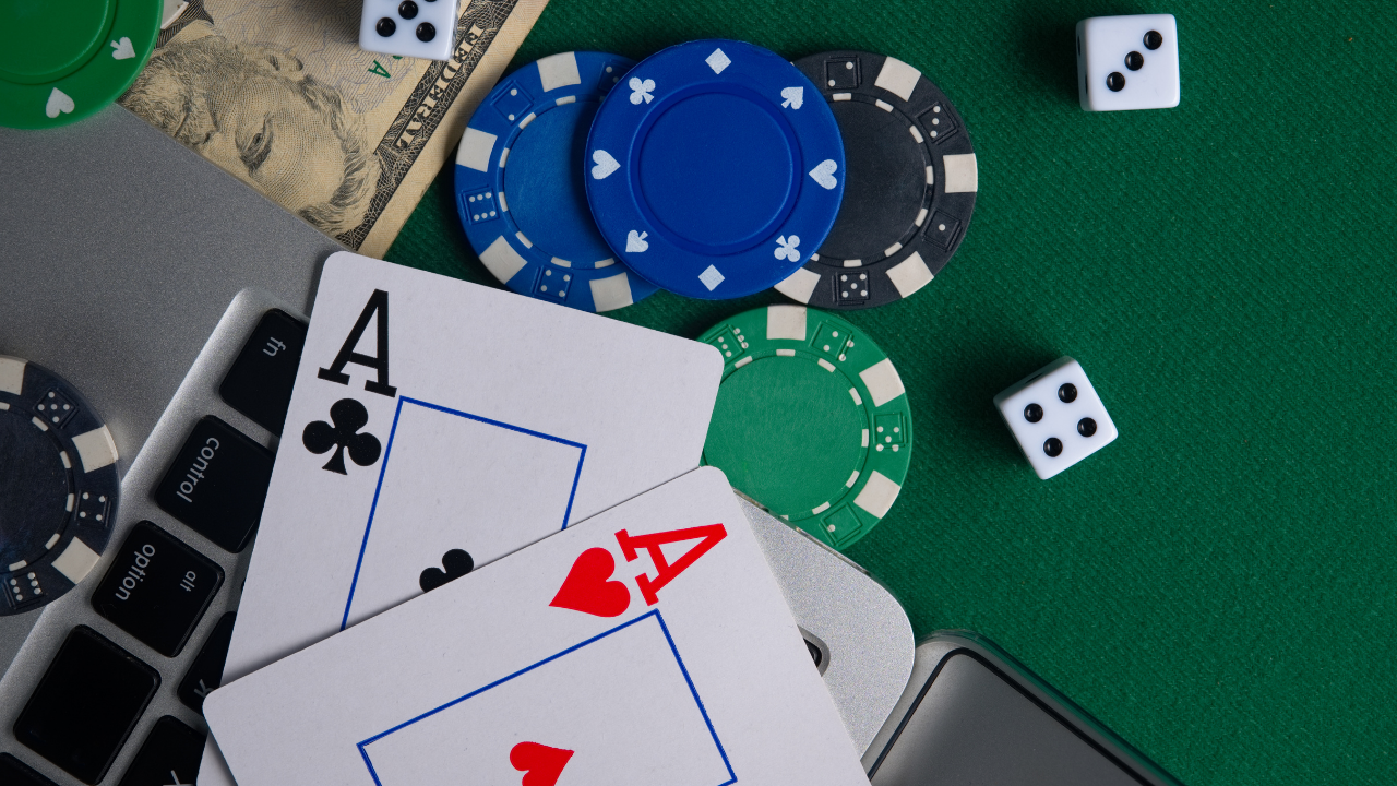 What factors aided in the growth of online casino games? - On Time Gambling